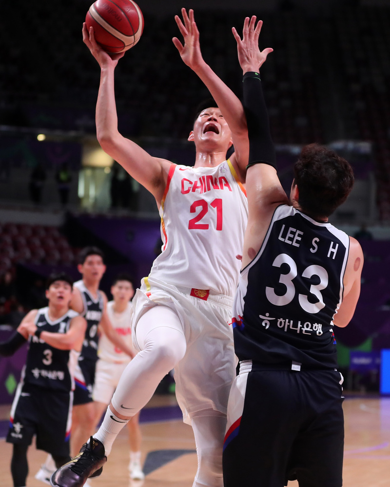 开云体育app-南韩男篮横扫菲律宾男篮，波特送出助攻的简单介绍