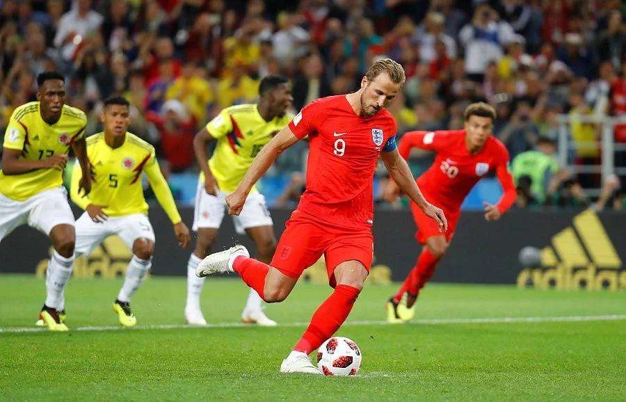 开云体育下载-哥伦比亚逆转英格兰，德利赫特完成帽子戏法