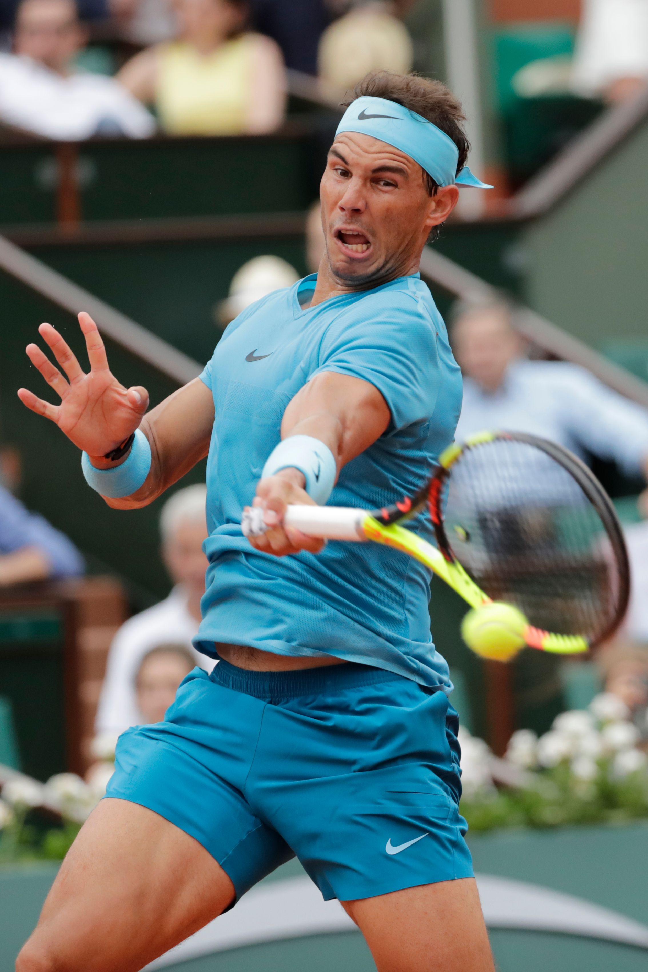 开云体育官网-世界网球队力克意大利网球队,纳达尔绝境逆转的简单介绍