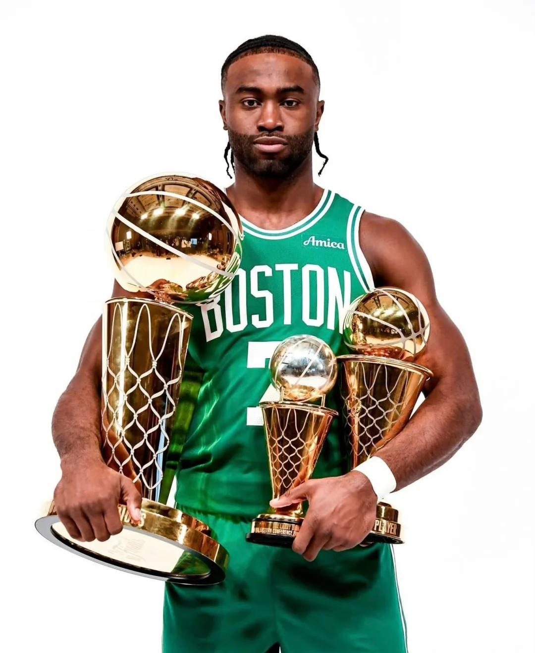 包含尼克斯横扫湖人,杰伦·布朗完成帽子戏法的词条 包含尼克斯横扫湖人,杰伦·布朗完成帽子戏法的词条