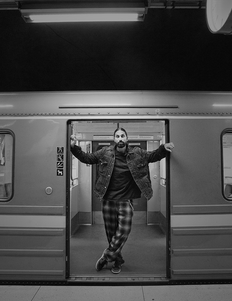 包含球场上的胜负纷争，令人着迷的词条