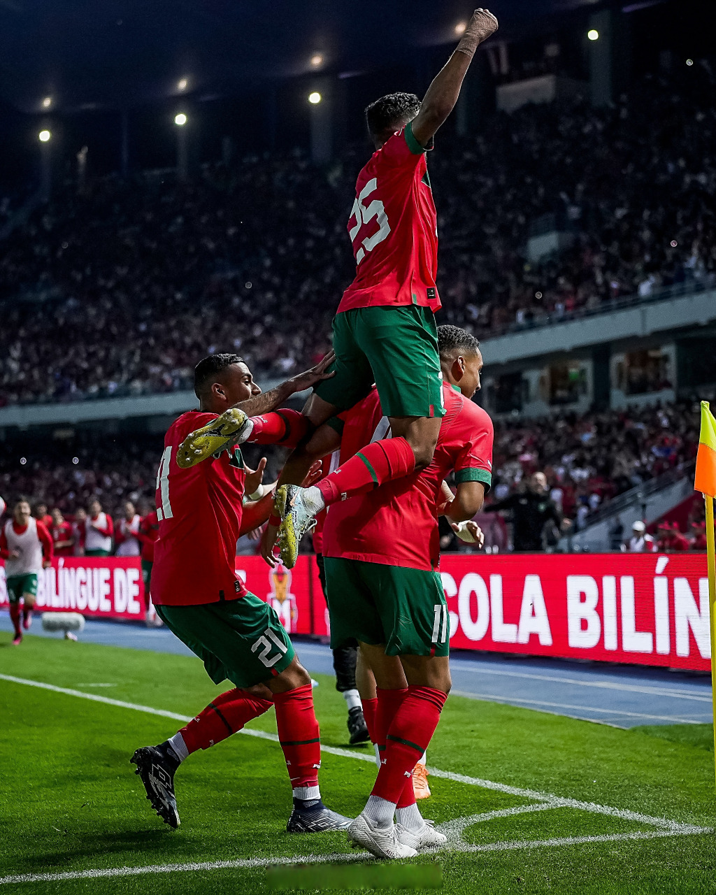 摩洛哥队在非洲杯半决赛中惊险获胜的简单介绍