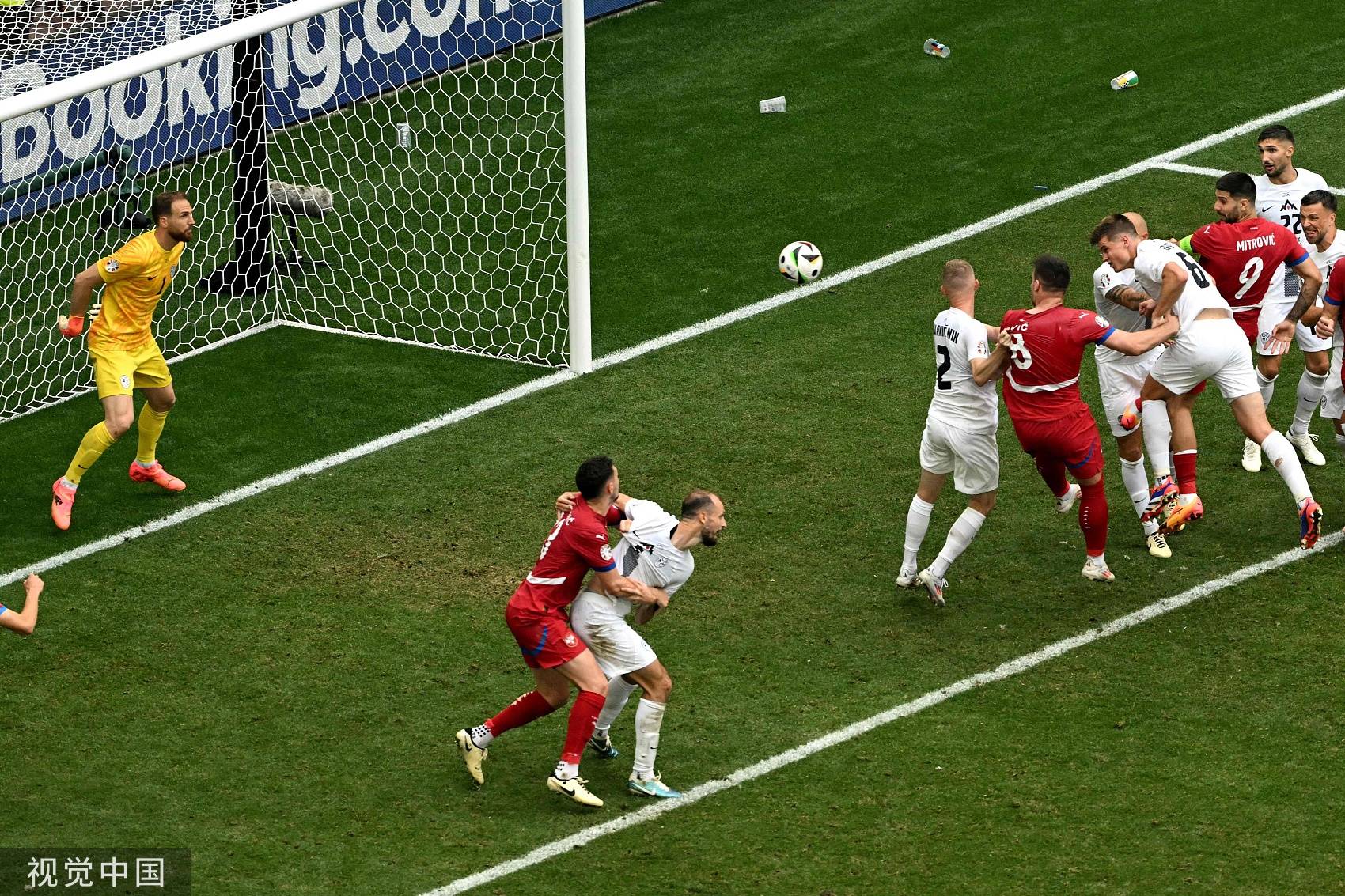 维罗纳主场绝杀对手，喜迎胜利的简单介绍