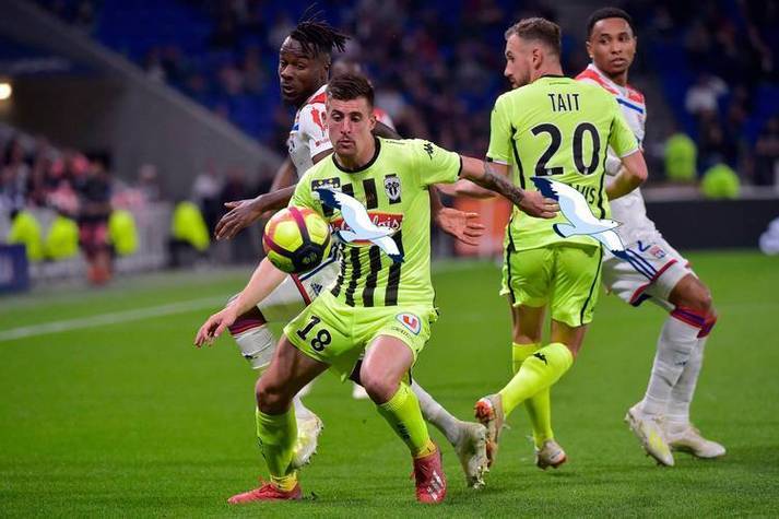 关于摩纳哥客场战胜斯特拉斯堡，保级压力减轻的信息